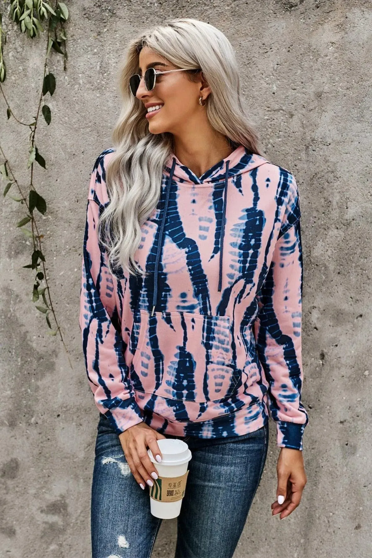 Get Cozy Tie-Dye Print Pullover Hoodie - Perfect for Ladies!