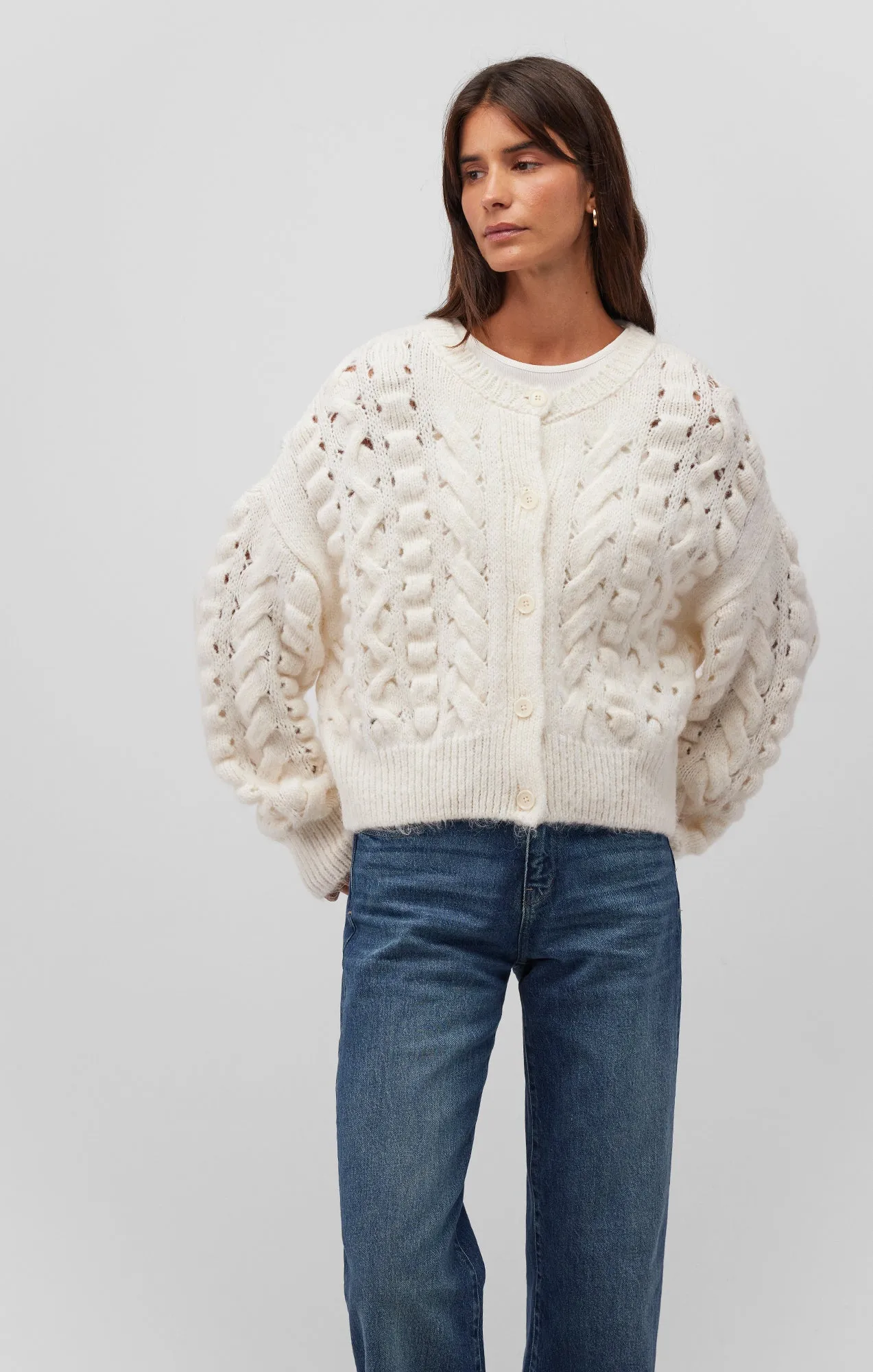 KNIT BUTTON CARDIGAN IN COCONUT MILK