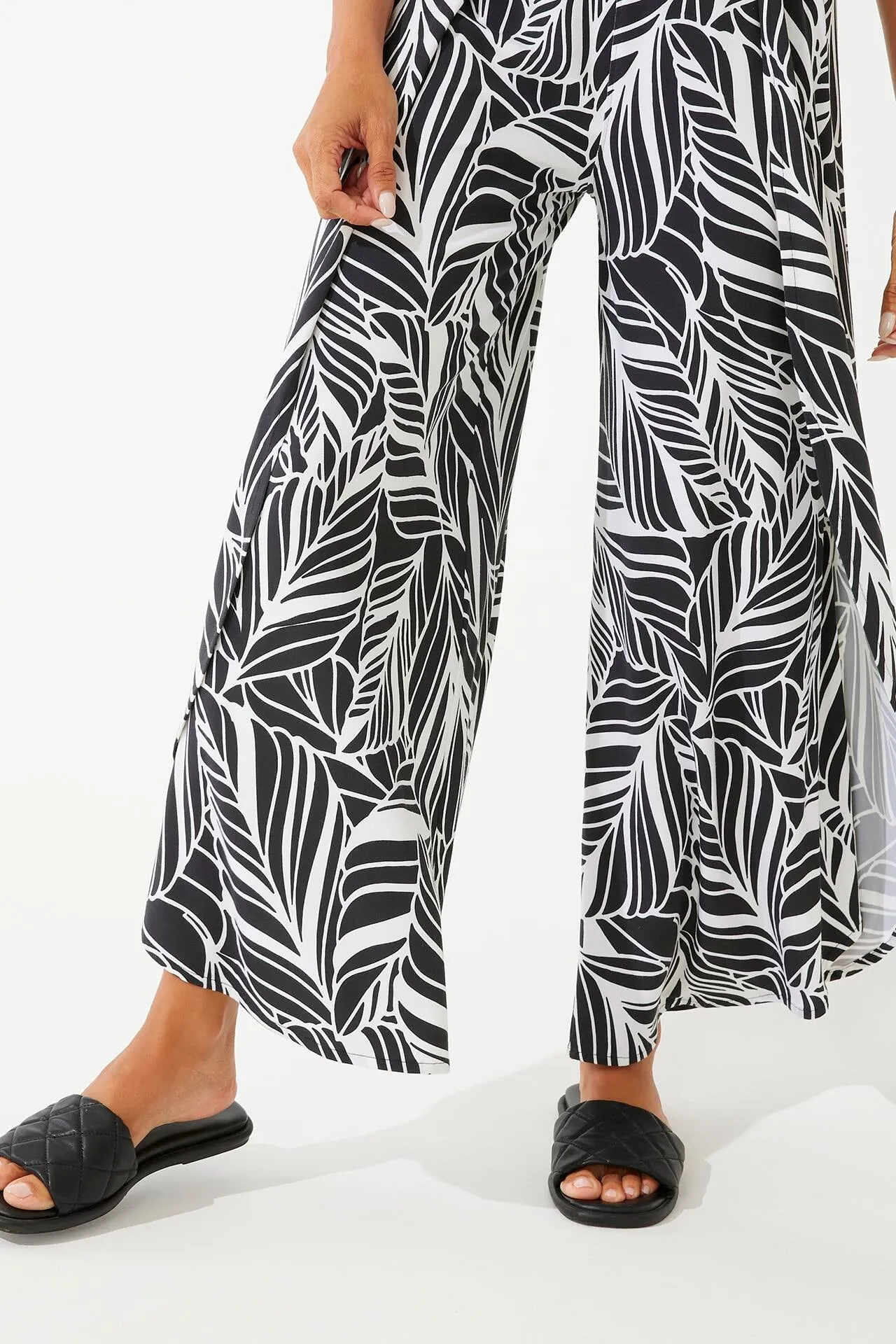 Women's Lynsu Wide Leg Pants  |  Black/White Coconut Palm